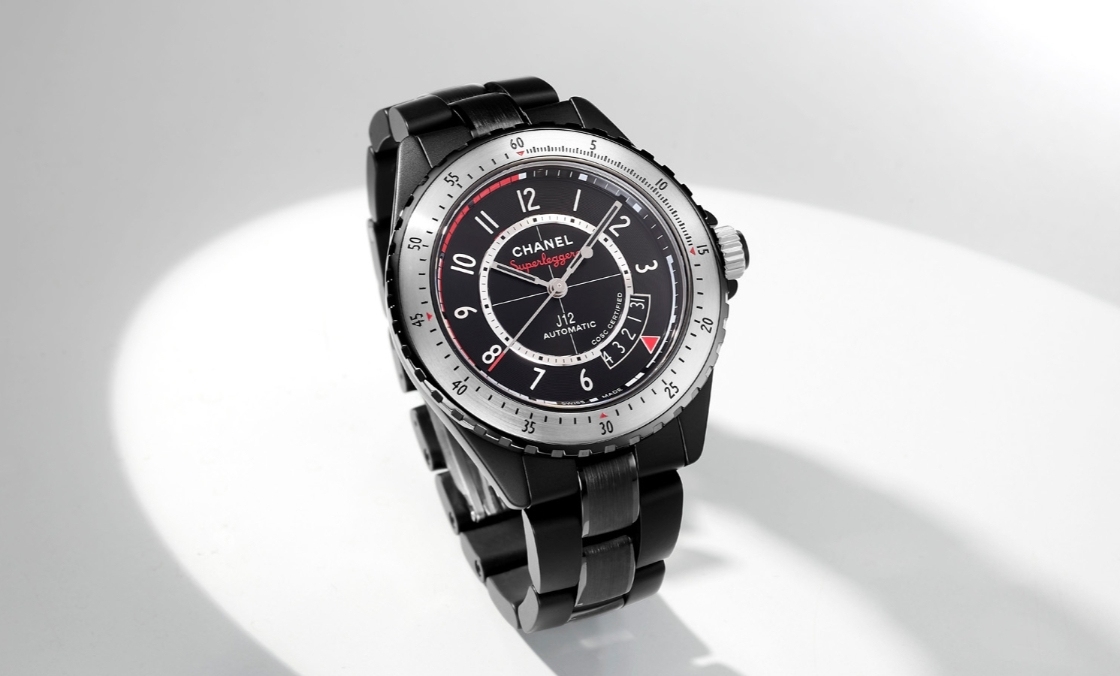 CHANEL - J12 - （J12 Superleggera Caliber 12.1 42毫米腕錶） - CHANEL J12 Superleggera：輕量、極速與精密，J12的另一道軸線