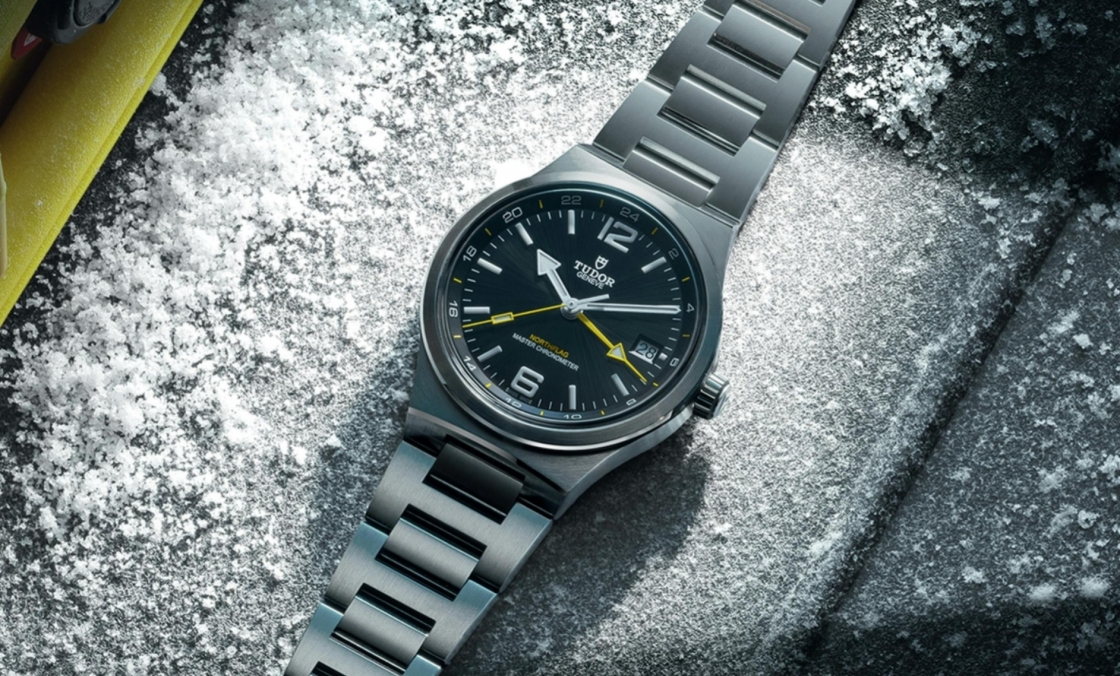 TUDOR - NORTH FLAG - M9140G1A0U-0001 - 從極地探險到跨時區旅行，TUDOR Northflag極幟型迎來第二代 