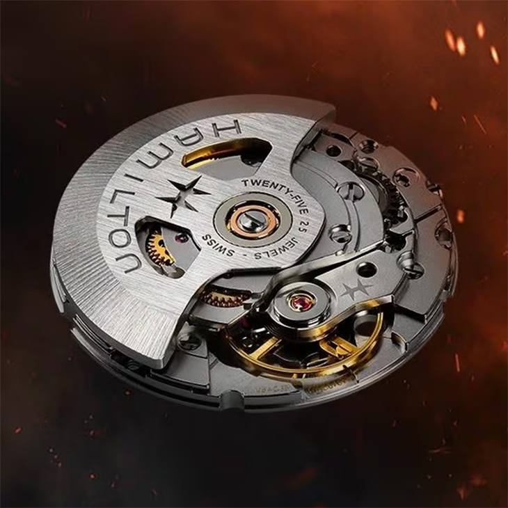 HAMILTON - KHAKI FIELD - H70675530 - 諾蘭《奧德賽》化作青銅腕錶:漢米爾頓限量新作登場