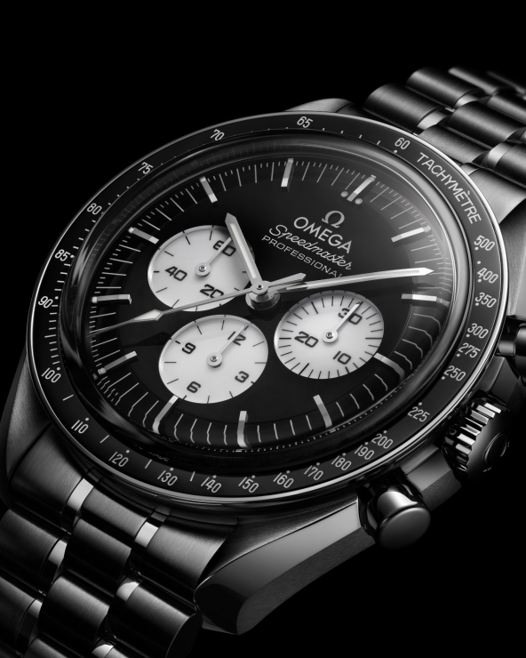 OMEGA - SPEEDMASTER - 310.30.42.50.01.004 - OMEGA反熊貓登月錶正式登場:Moonwatch經典黑白的全新詮釋