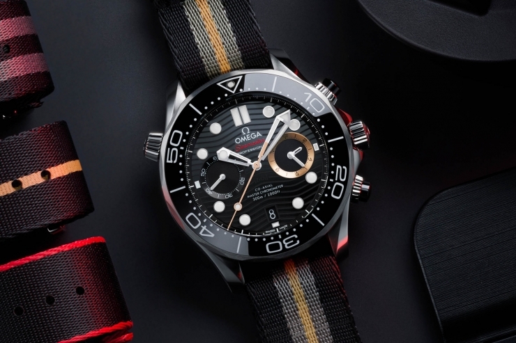 OMEGA - SEAMASTER - 210.32.44.51.01.002 - 007首款海馬計時碼錶誕生!歐米茄海馬潛水300米《007:黎明曙光》計時腕錶