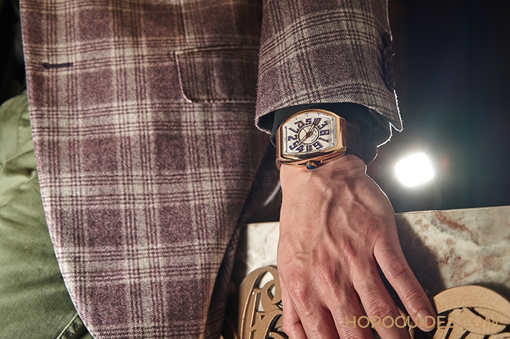 FRANCK MULLER - VANGUARD - V 45 CH 5N BL - FRANCK MULLER Vanguard Crazy Hours 沒有最狂，只有更狂！