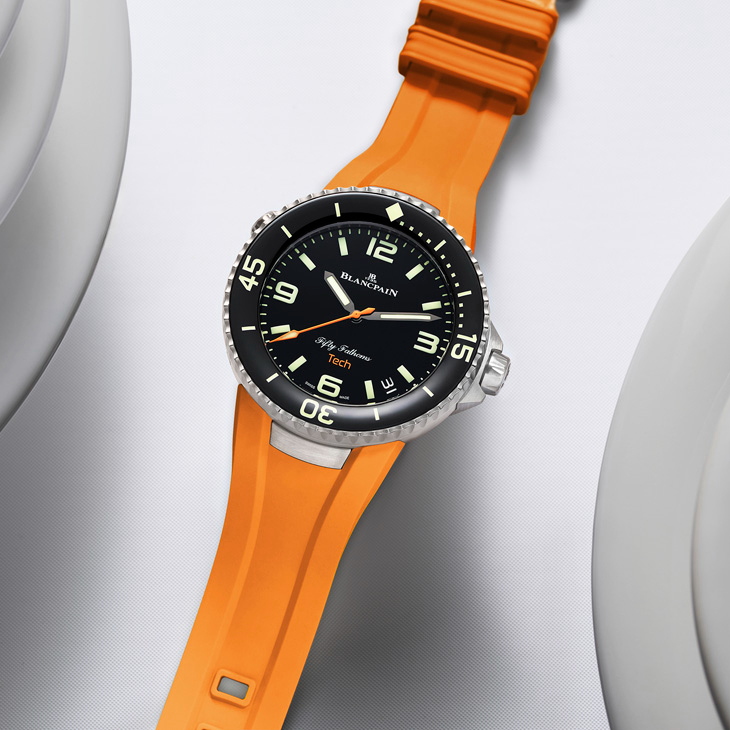 BLANCPAIN - FIFTY FATHOMS - 5029-12B30-94A - 寶珀全新錶帶快拆系統，五十噚Tech-nicolors腕錶率先採用