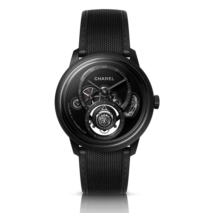 CHANEL - J12 - （J12 鑽石陀飛輪 Caliber 5） - 黑白對比，鑽石燦耀｜CHANEL高級製錶2026新作關鍵解析