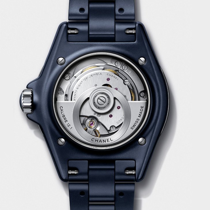 CHANEL - J12 - H11684 - CHANEL J12：時代的回聲，未來的序章