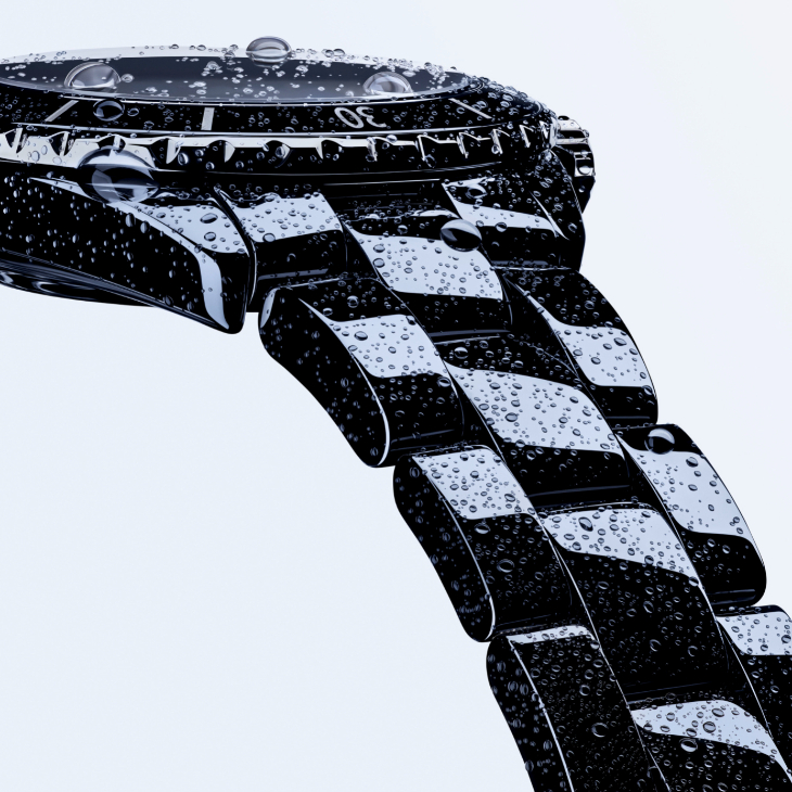 CHANEL - J12 - (J12 Superleggera Caliber 12.1 42毫米腕錶) - J12:來自航海世界的原創風格,跨越性別的全新尺寸