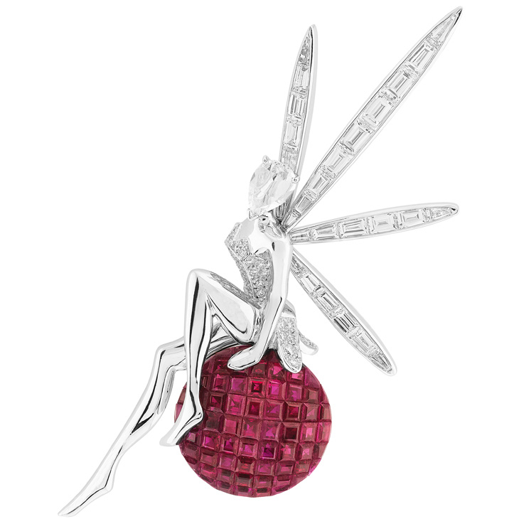VAN CLEEF & ARPELS - 燕尾翹脊下, 梵克雅寶經典薈萃|Signature高級珠寶鑑賞活動