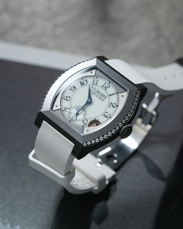 F.P.JOURNE - ELEGANTE - élégante 40 mm titalyt® 2 rows of diamonds - 衝動,還是理性?藏家Jordan最愛的新收藏|HOROGUIDES雜誌Vol.10 特別企劃