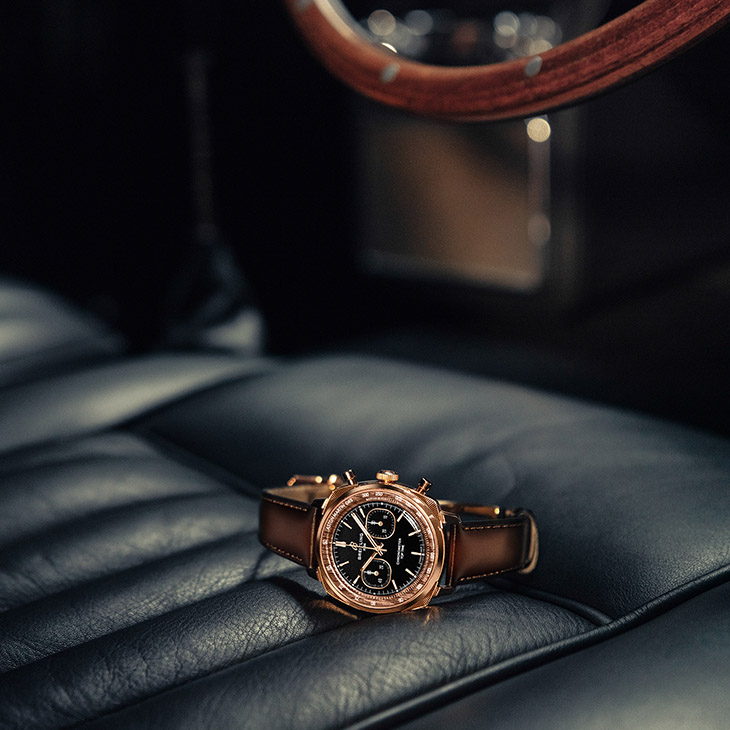 BREITLING - TOP TIME - AB0178121G1X1 - 007傳奇座駕化身腕間時計：BREITLING以Top Time重現Aston Martin DB5經典美學 